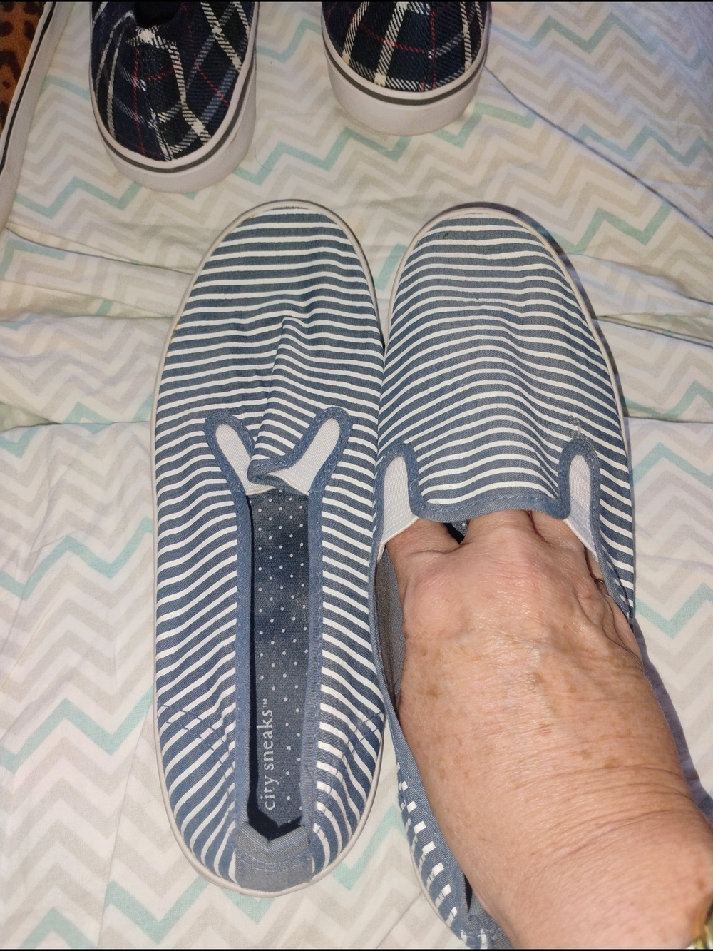 Women's Slip-On Striped Athletic Shoe - Blue/White
